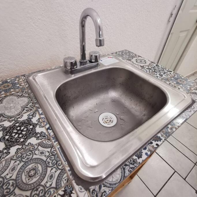 Lovely Studio Apartment With Balcony Ac & Wi-Fi, Minutes From Downtown! Zihuatanejo Ngoại thất bức ảnh