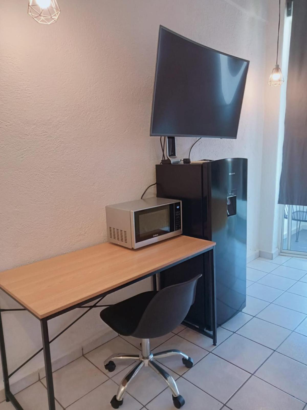 Lovely Studio Apartment With Balcony Ac & Wi-Fi, Minutes From Downtown! Zihuatanejo Ngoại thất bức ảnh